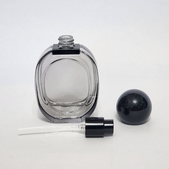 Brand New Fancy Black easy Refillable Glass Bottle, 1.0 oz / 50 ml Spray - Picture 4 of 4